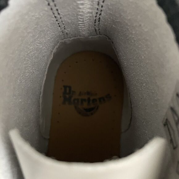 Dr. Martens 101 Yellow Stitch White Smooth Leather Ankle Boots Women’s 8 Men’s 7 - Picture 8 of 12